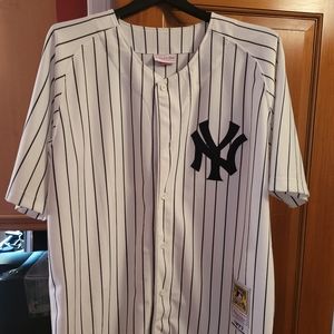Authentic Mitchell & Ness Reggie Jackson 1977 Yankess Jersey
